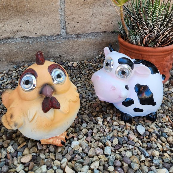 (2 Pcs) Small Rooster + Cow Solar Statue - Yard Art - Garden Decor - Picture 1 of 2